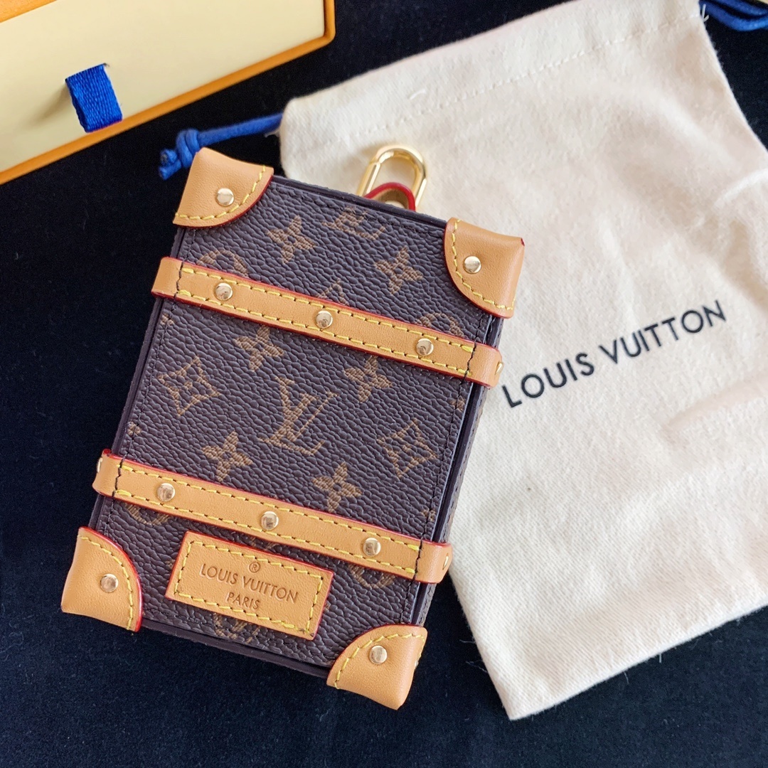 LV SOFT TRUNK BACKPACK BAG CHARM AND KEY HOLDER M69483