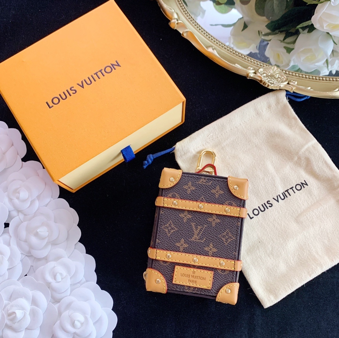 LV SOFT TRUNK BACKPACK BAG CHARM AND KEY HOLDER M69483