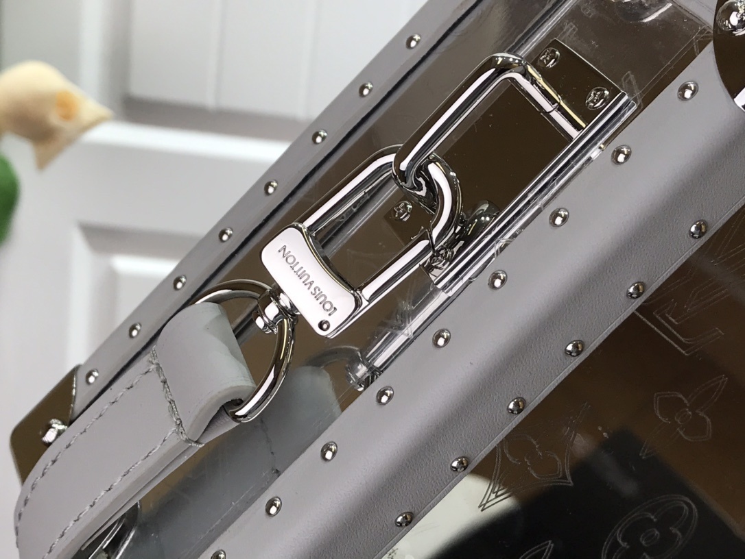 LV SOFT TRUNK M20233 