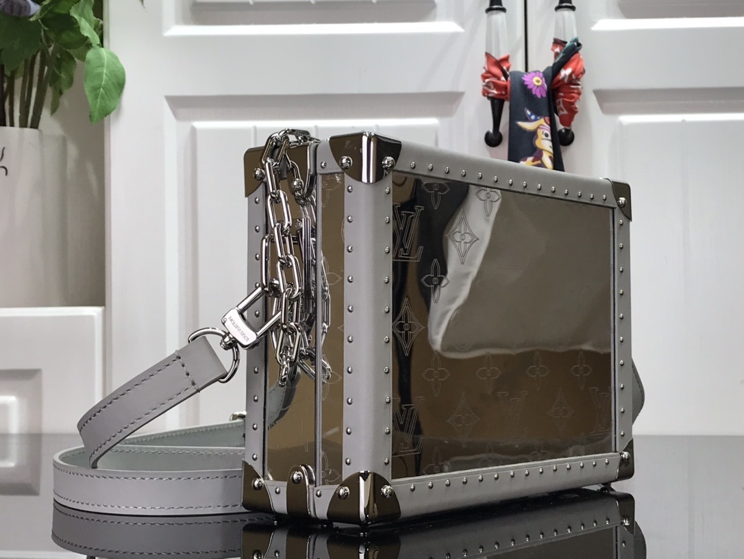 LV SOFT TRUNK M20233 