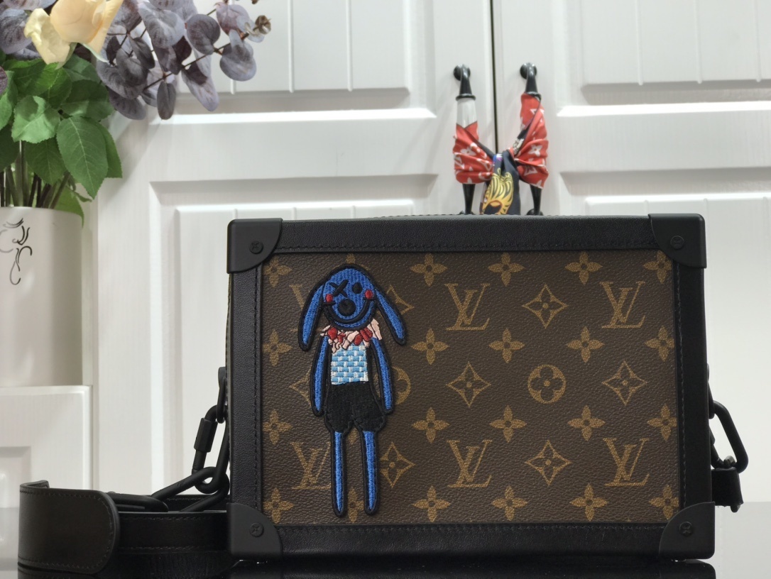 LV SOFT TRUNK M45619