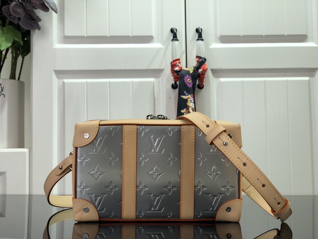 LV SOFT TRUNK M45880