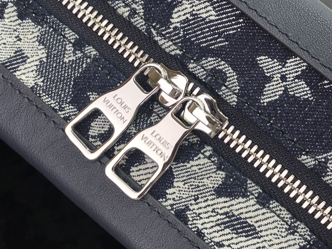 LV SOFT TRUNK M57283