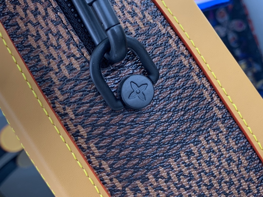 LV SOFT TRUNK N40381