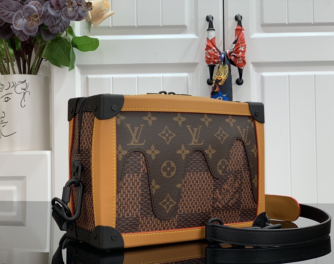 LV SOFT TRUNK N40381