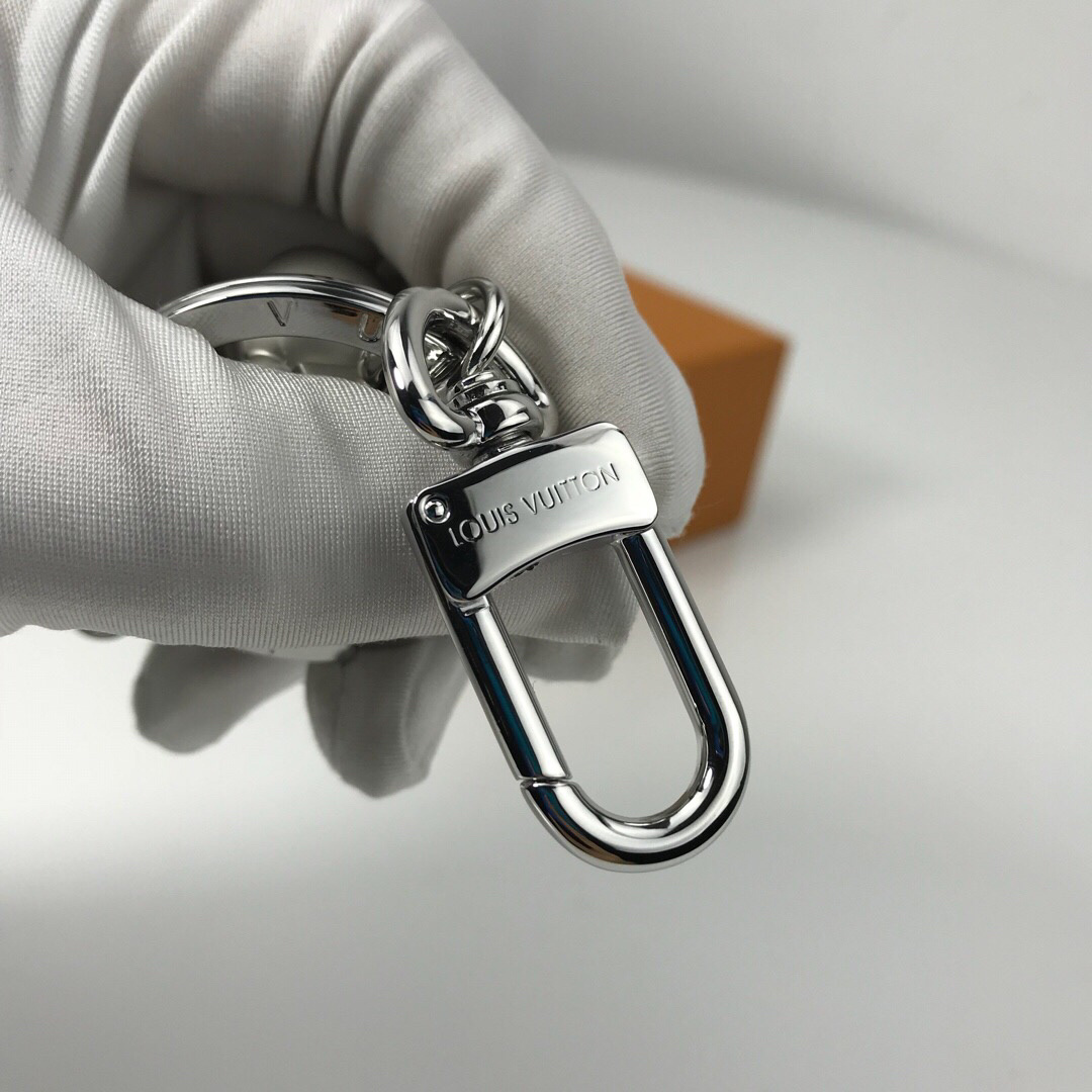 LV SPACEMAN KEY HOLDER AND BAG CHARM MP2213