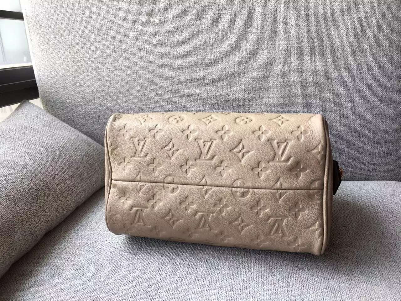 LV SPEEDY Bag M42401 