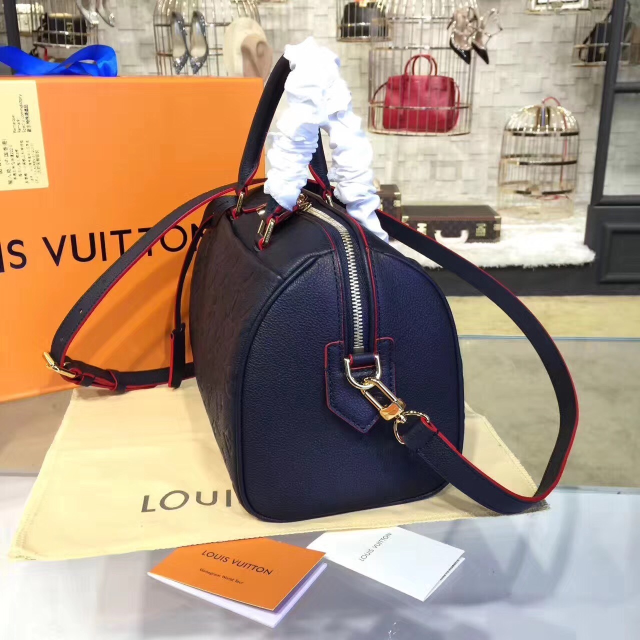 LV SPEEDY Bag M42401 