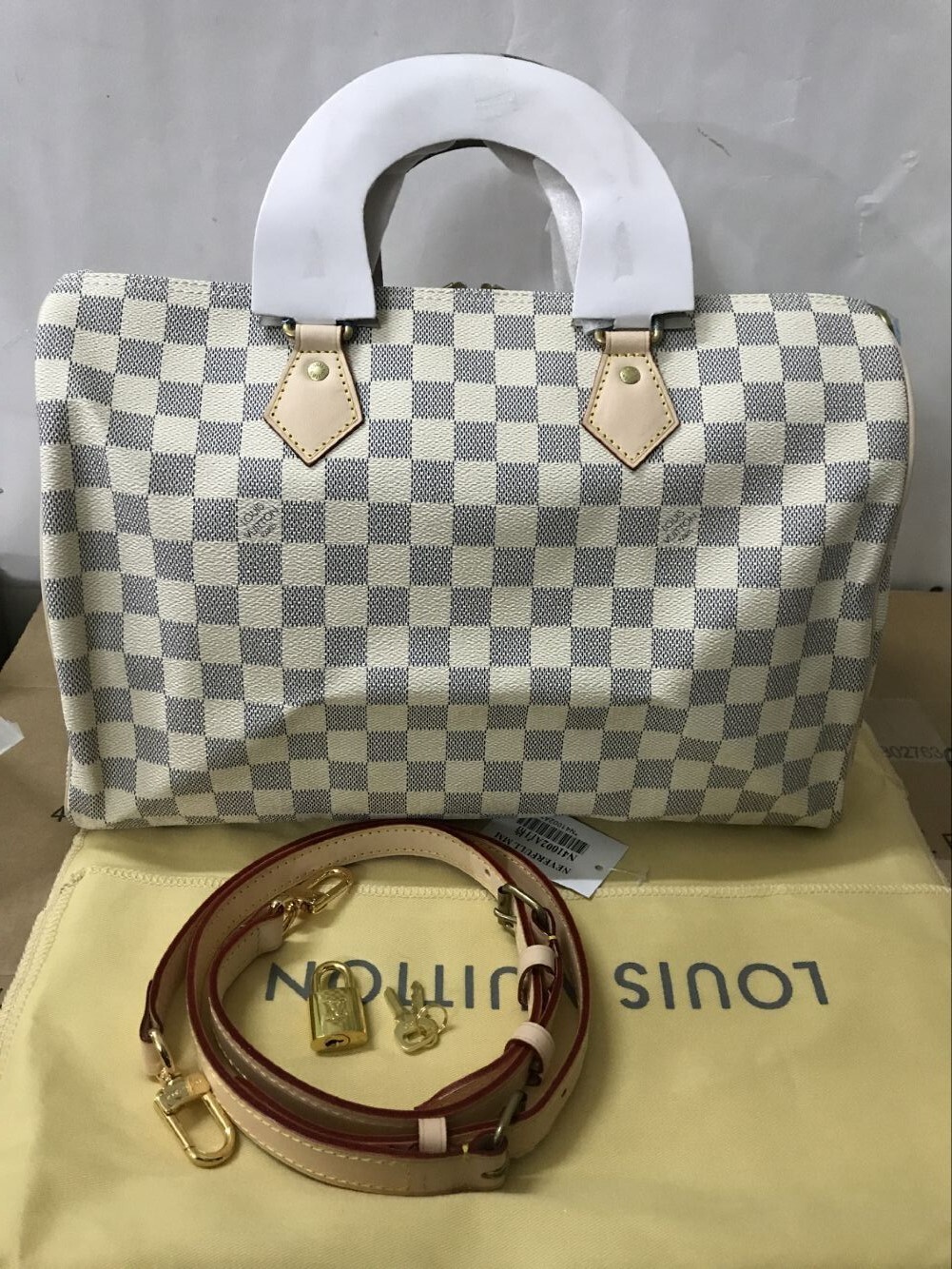 LV SPEEDY N41366 