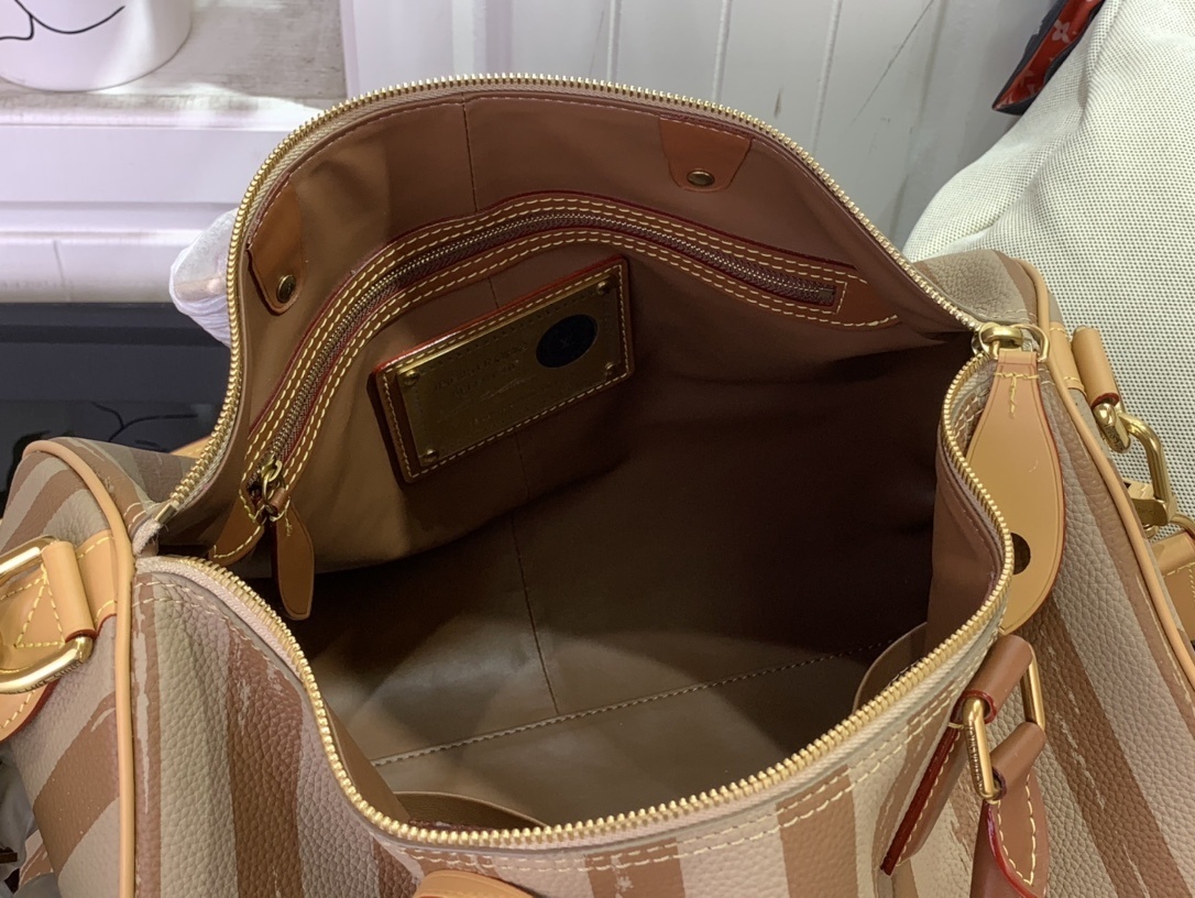 LV SPEEDY P9 BANDOULI??RE40 M24417