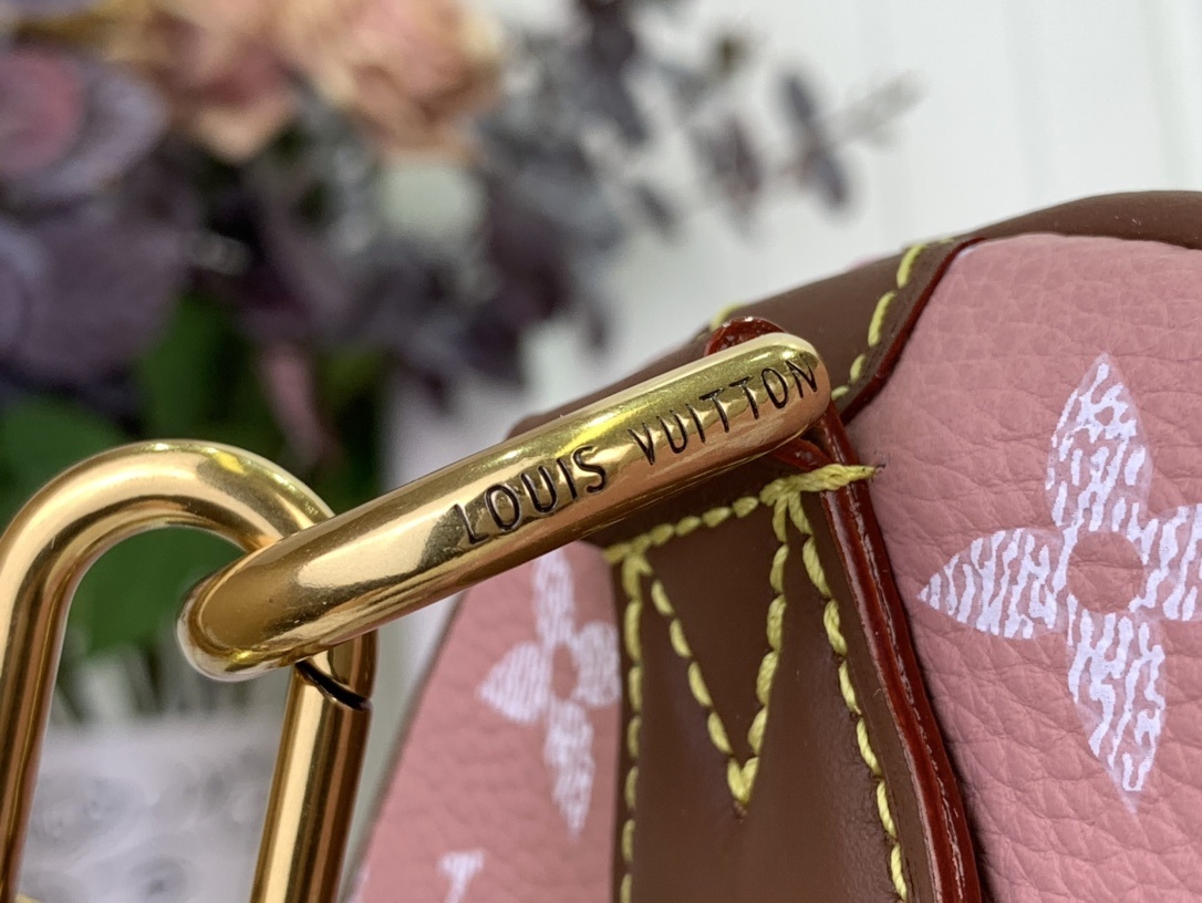 LV SPEEDY P9 BANDOULI??RE40 M24420A