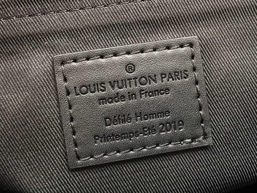 LV STEAMER BACKPACK M44473SW