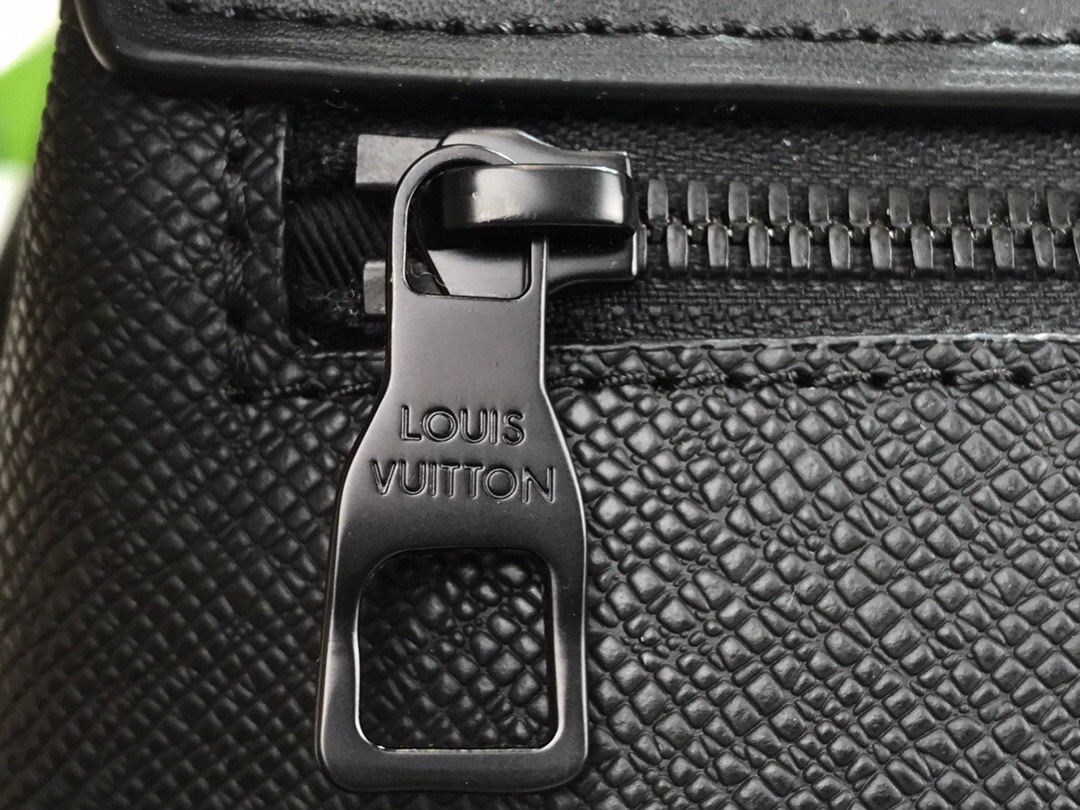 LV STEAMER BACKPACK M44473SW