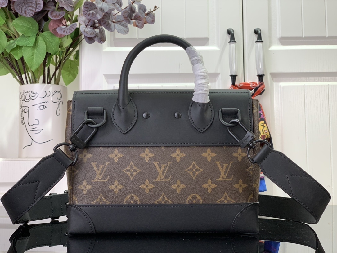 LV STEAMER m46953A