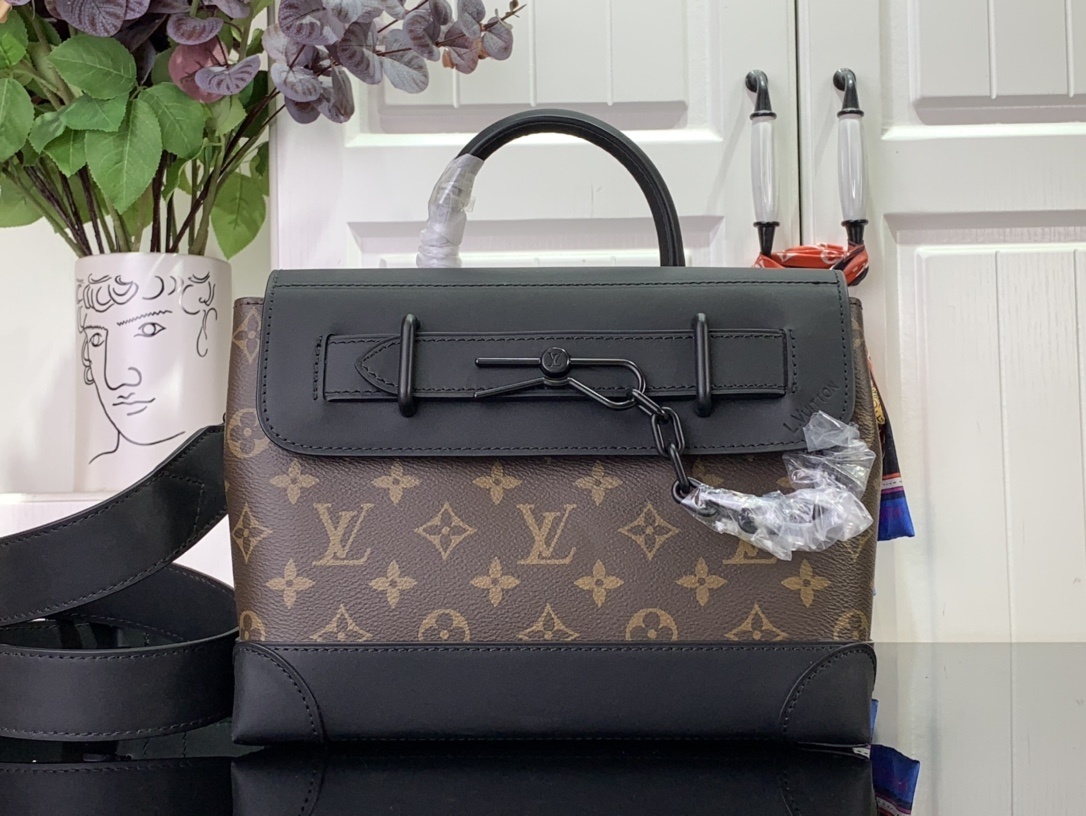 LV STEAMER m46953A