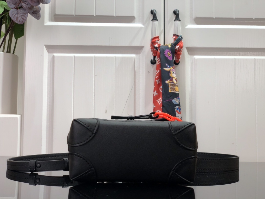 LV STEAMER XS M58707