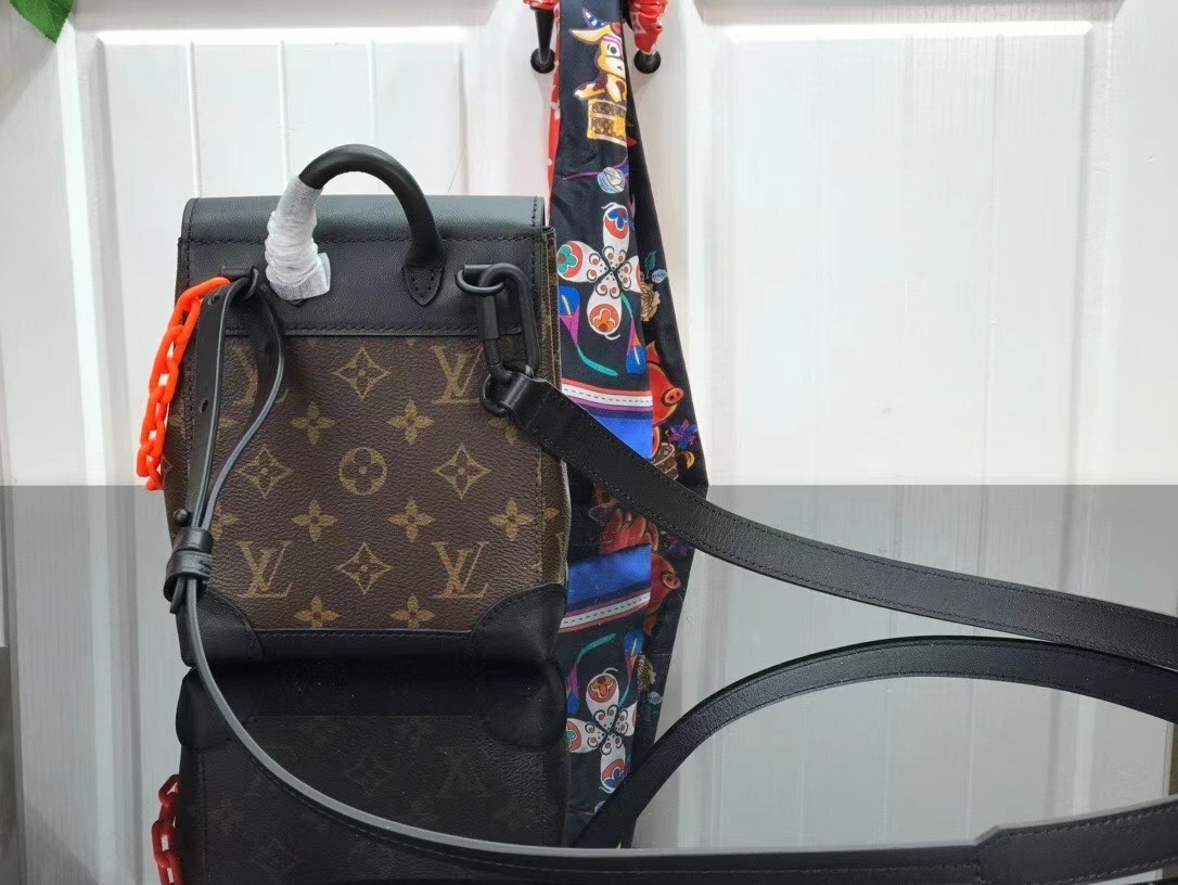 LV STEAMER XS M80327
