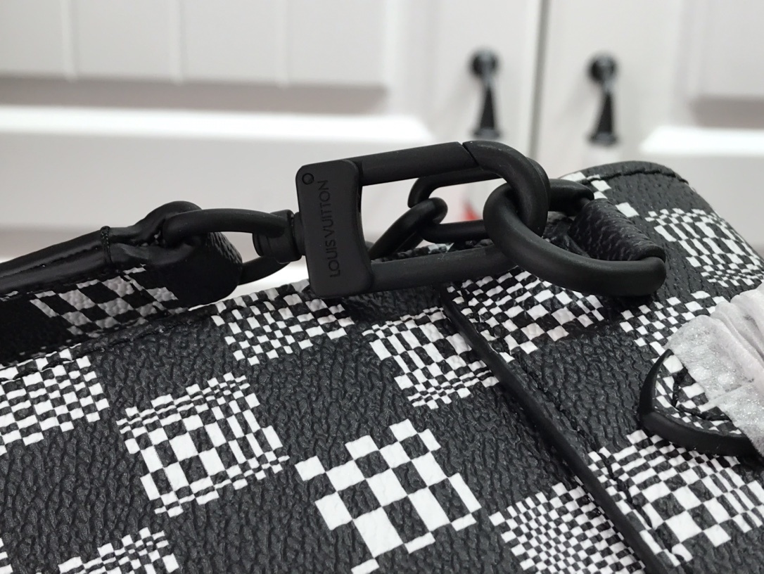 LV STEAMER XS N60453