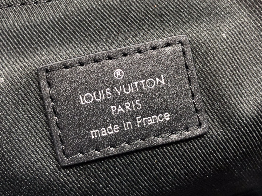 LV STUDIO MESSENGER N50007