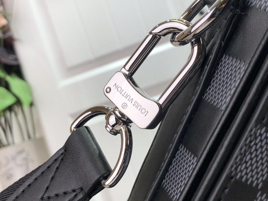 LV STUDIO MESSENGER N50007