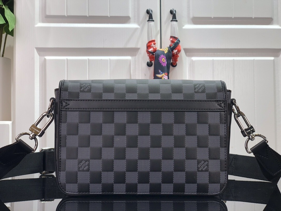 LV STUDIO MESSENGER N50007