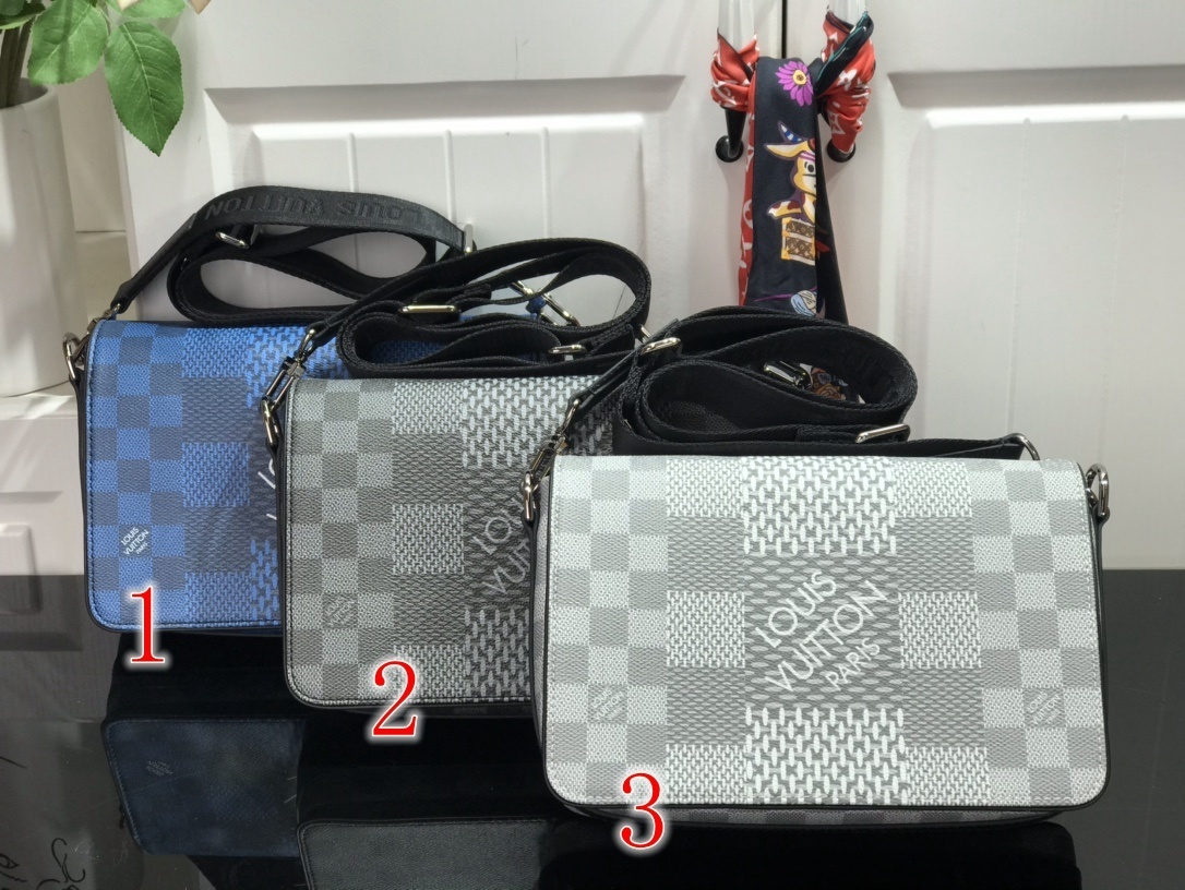 LV STUDIO MESSENGER N50013