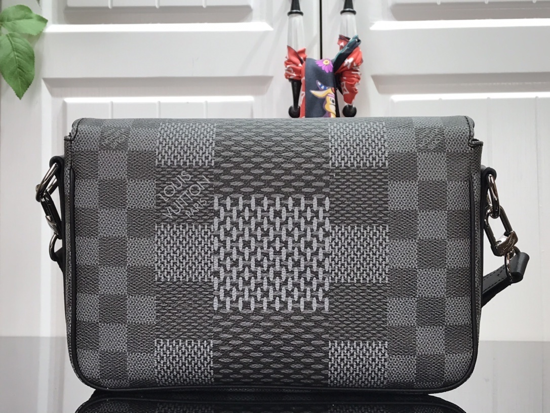 LV STUDIO MESSENGER N50013