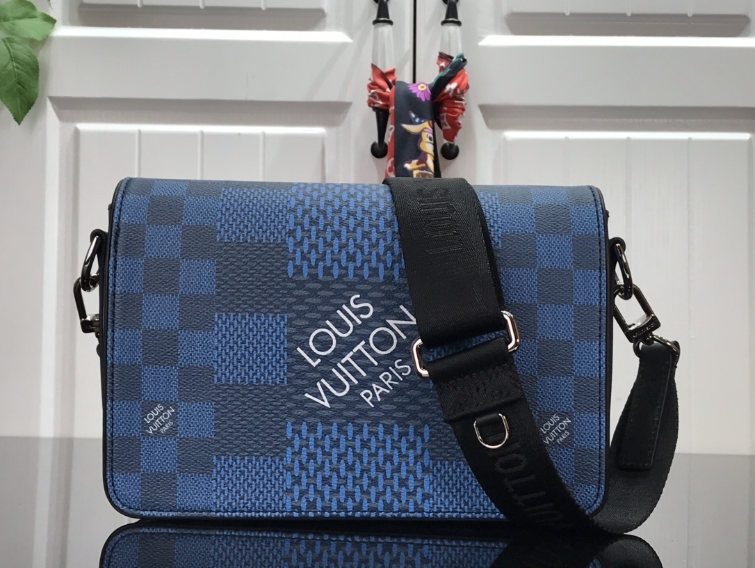 LV STUDIO MESSENGER N50013