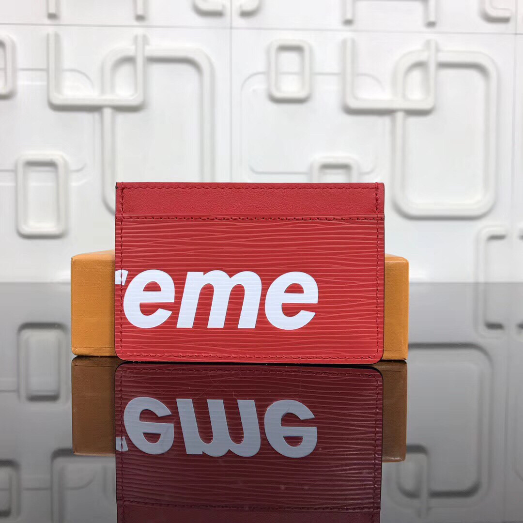 LV Supreme Card Bag M61733