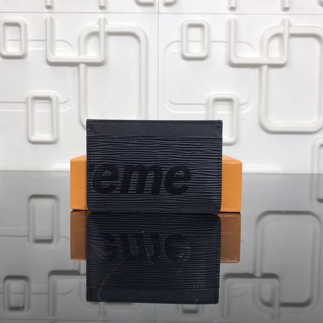 LV Supreme Card Bag M61733