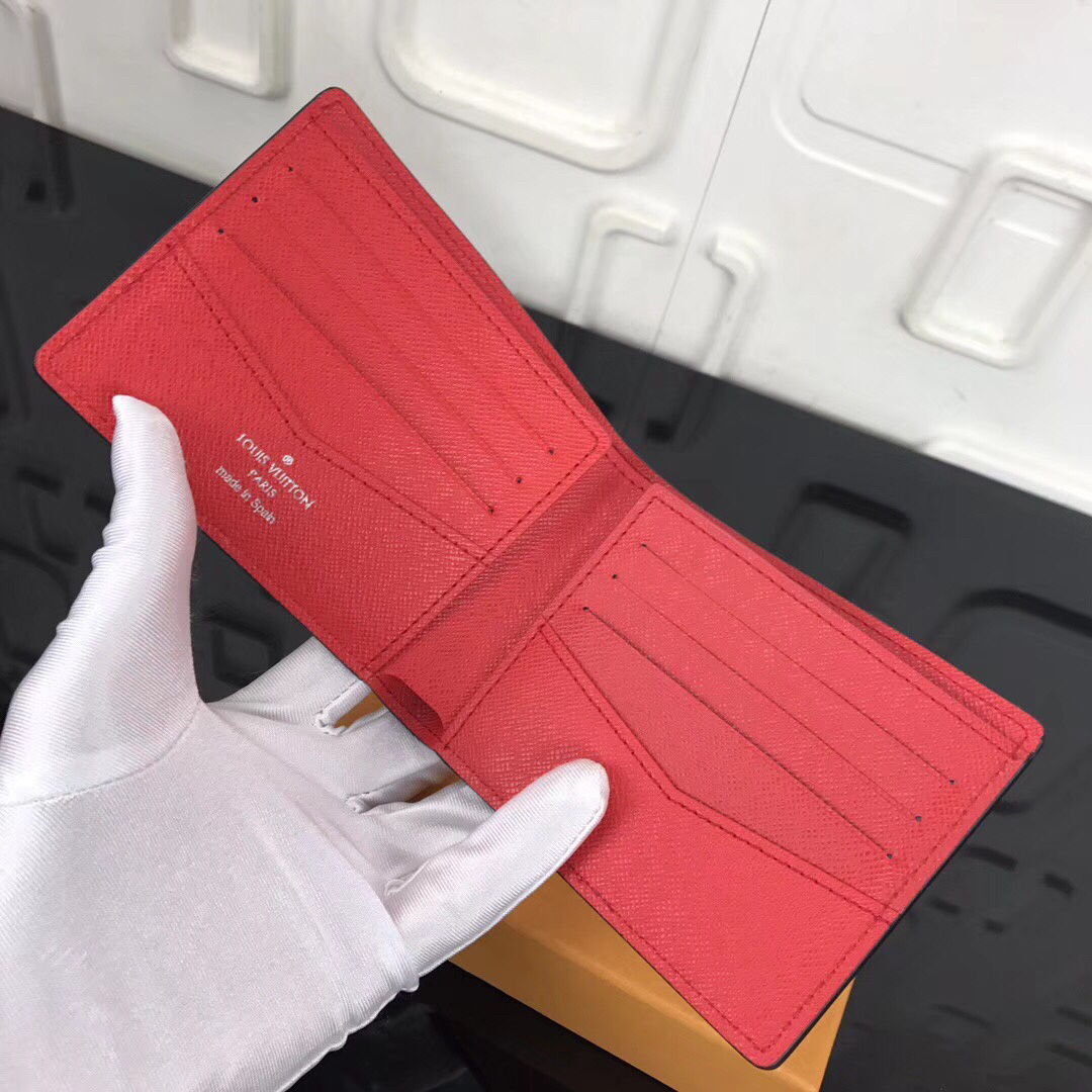LV Supreme MULTIPLE wallet M60662