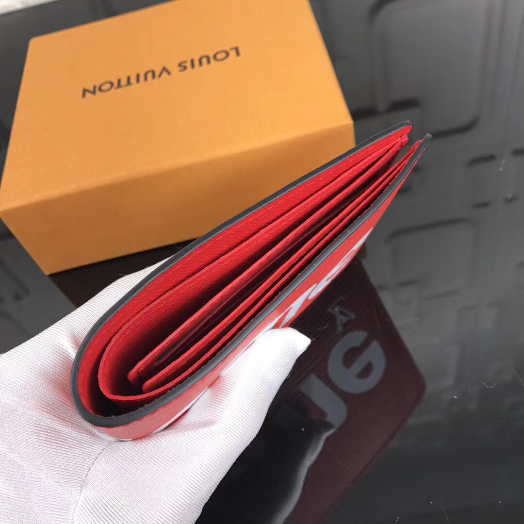 LV Supreme MULTIPLE wallet M60662