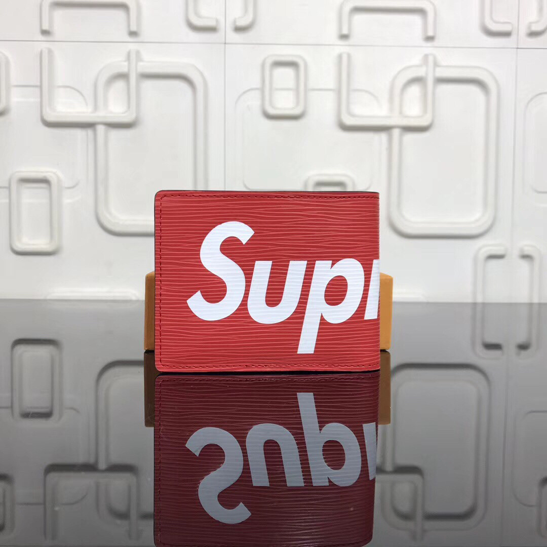 LV Supreme MULTIPLE wallet M60662