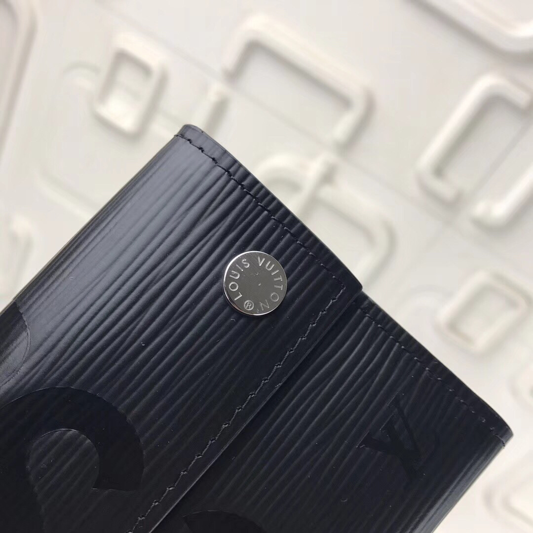 LV Supreme RIVETS CHAIN wallet M64212 SZ