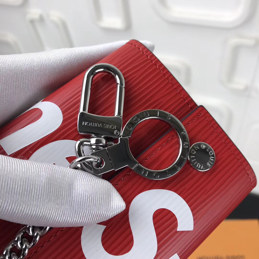 LV Supreme RIVETS CHAIN wallet M64212 SZ