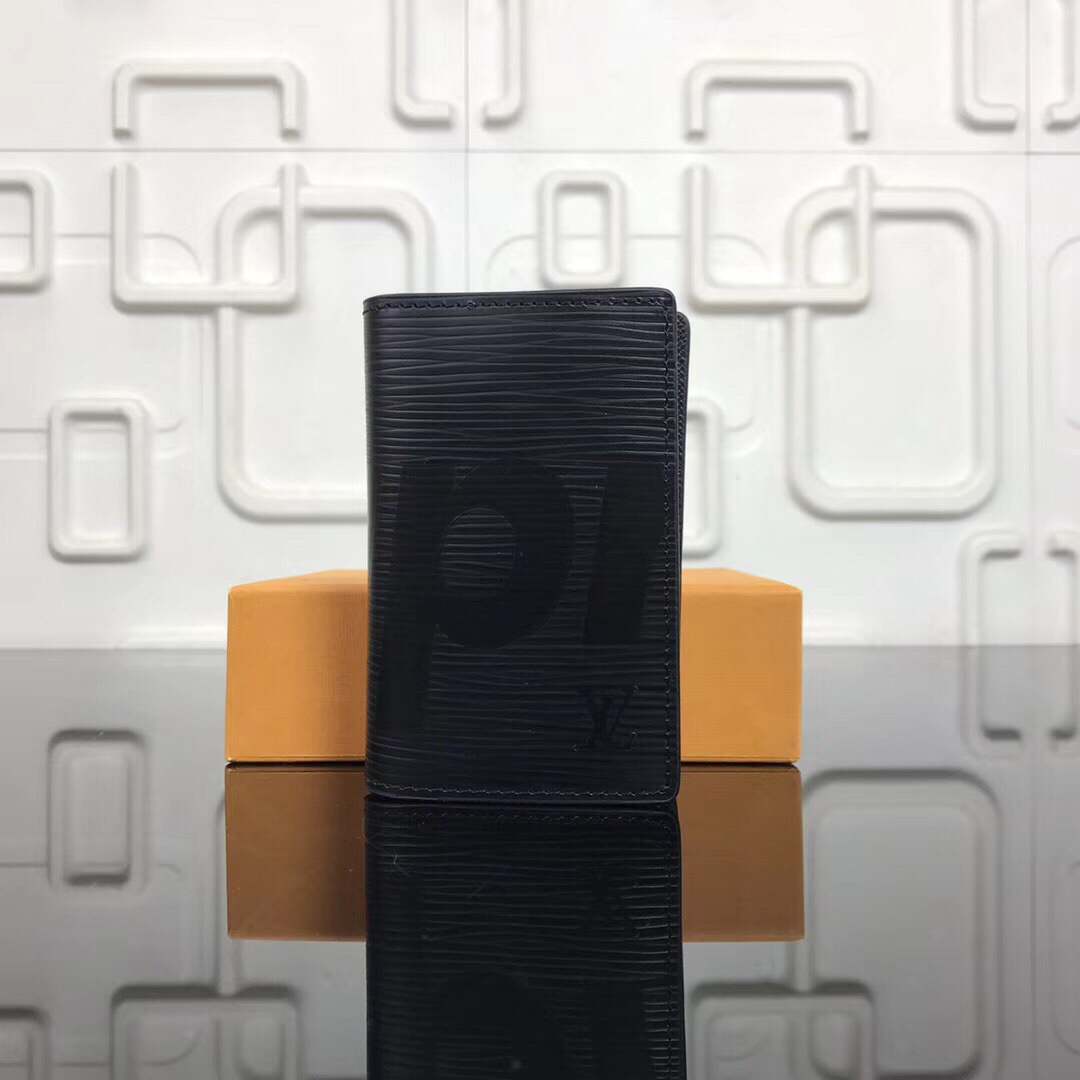 LV Supreme wallet M61696