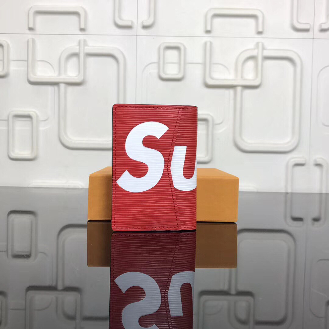 LV Supreme wallet M61696