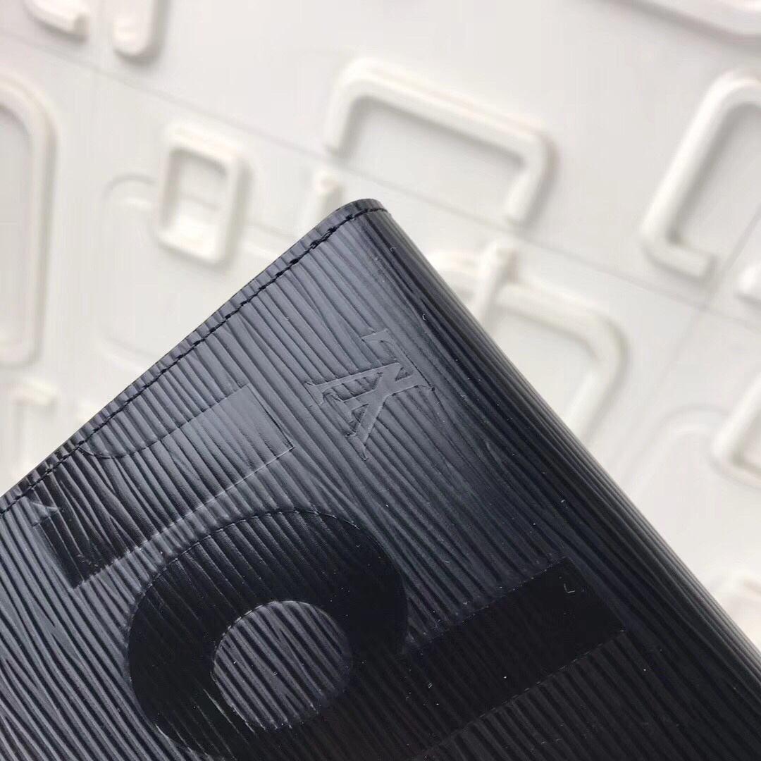 LV Supreme ZIPPY ORGANIZET wallet M60305