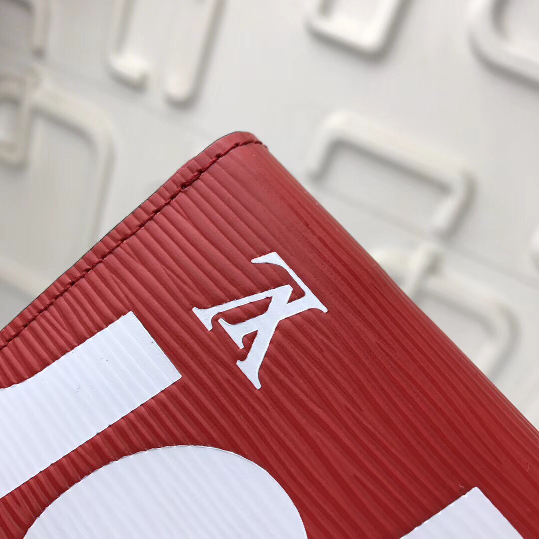 LV Supreme ZIPPY ORGANIZET wallet M60305