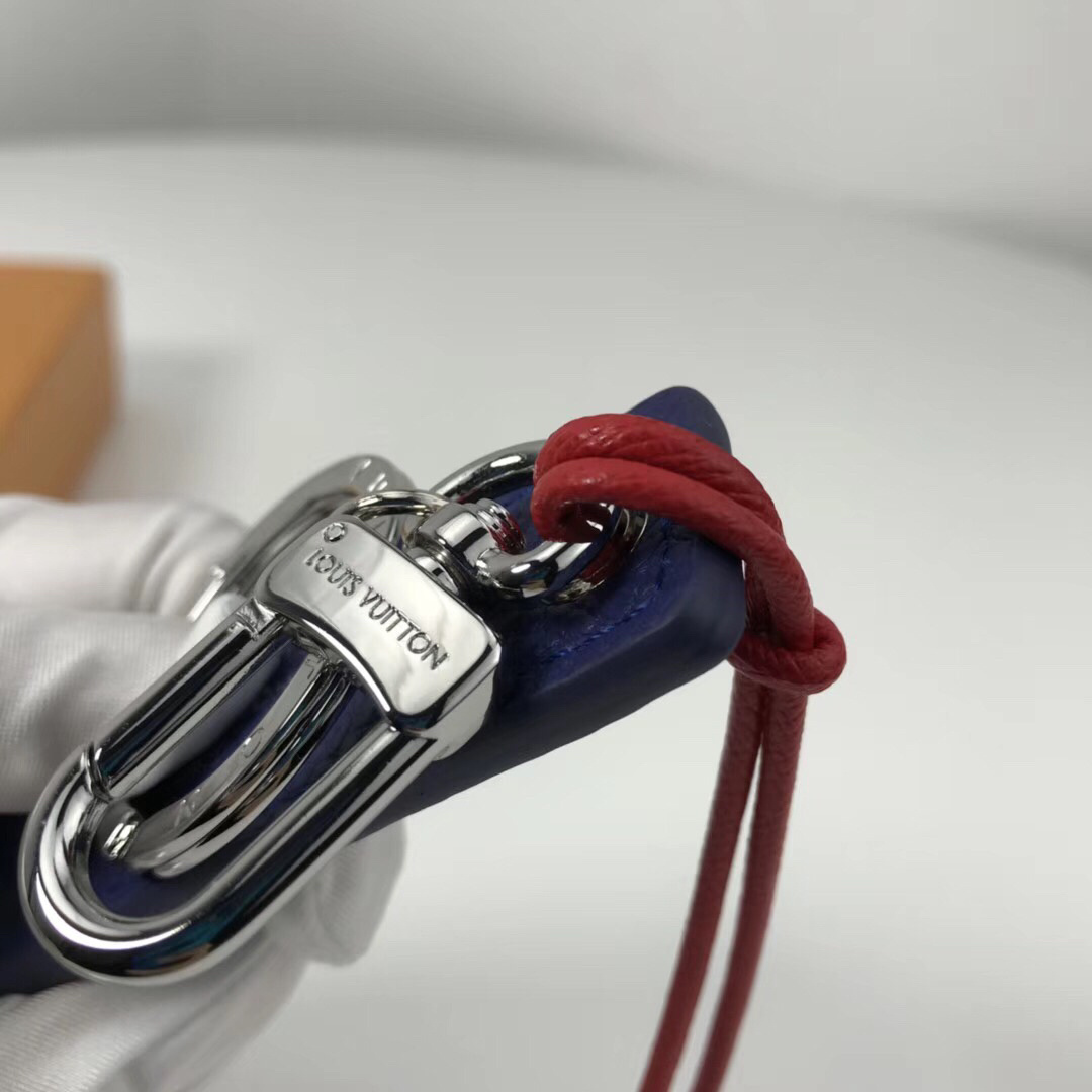 LV TAB LOUIS VUITTON BAG CHARM AND KEY HOLDER M64173