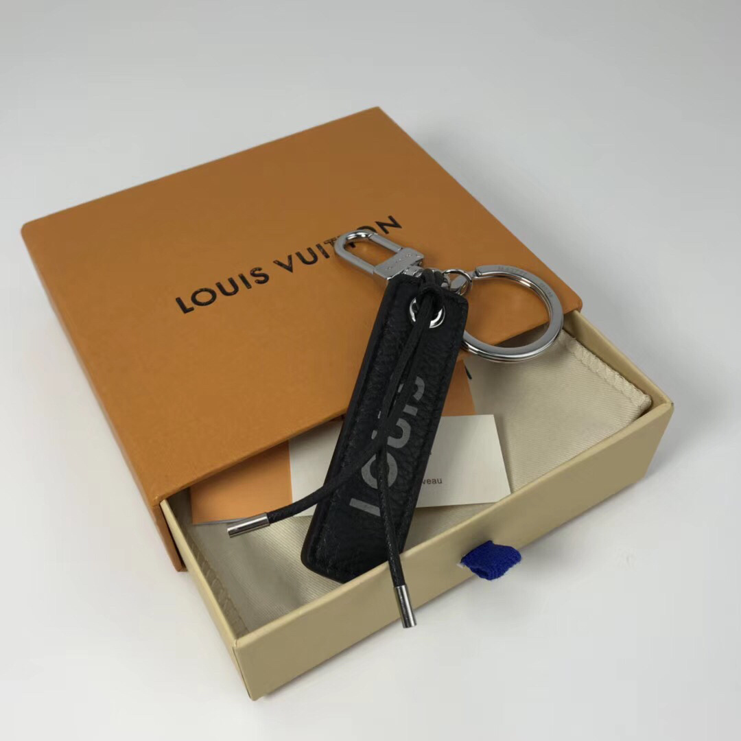 LV TAB LOUIS VUITTON BAG CHARM AND KEY HOLDER M64173