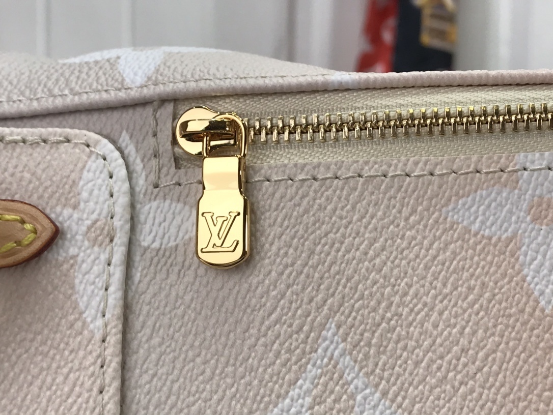 LV TINY BACKPACK M45764