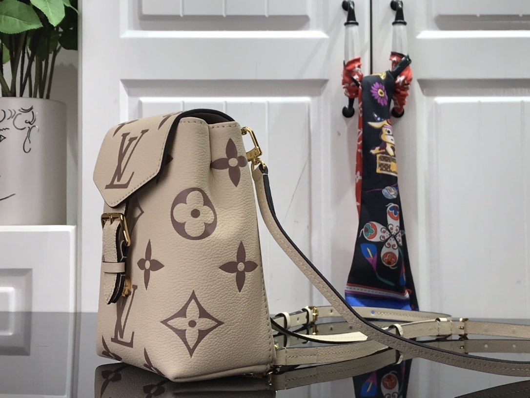 LV TINY BACKPACK M80738