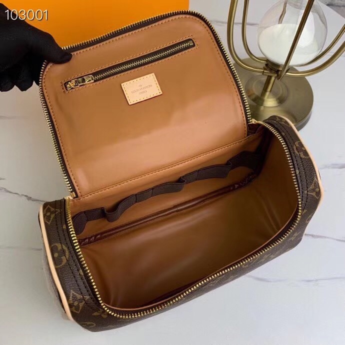 LV TOILETRY POUCH N47625 