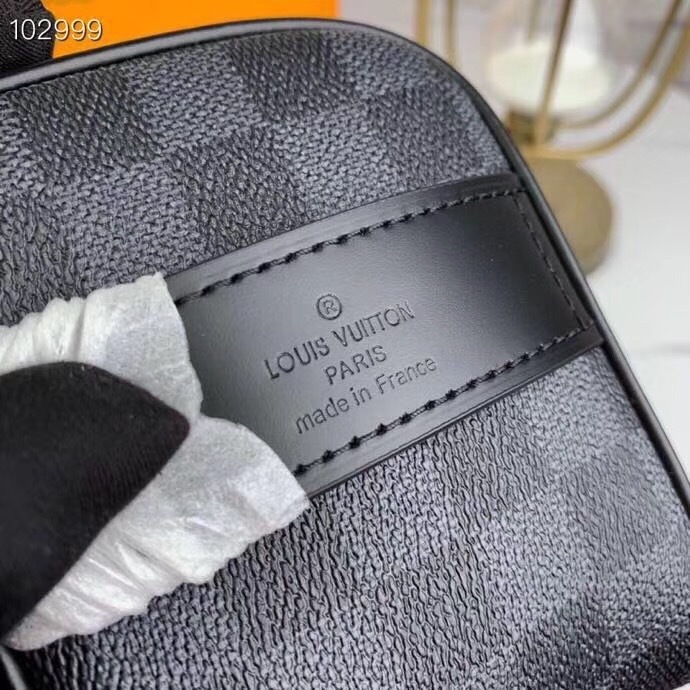 LV TOILETRY POUCH N47625 