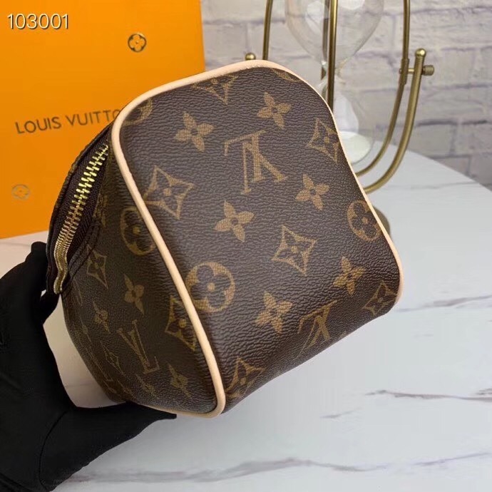 LV TOILETRY POUCH N47625 