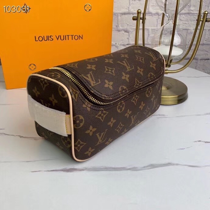 LV TOILETRY POUCH N47625 