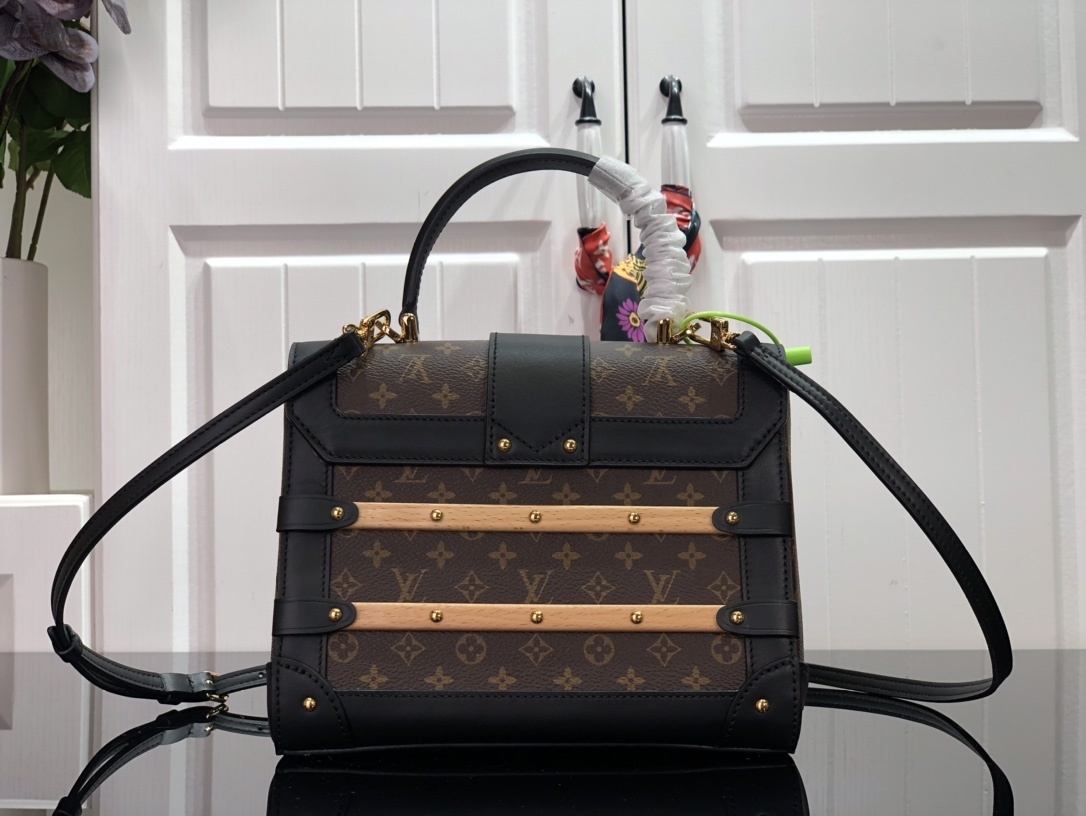 LV TRIANON PM M45908