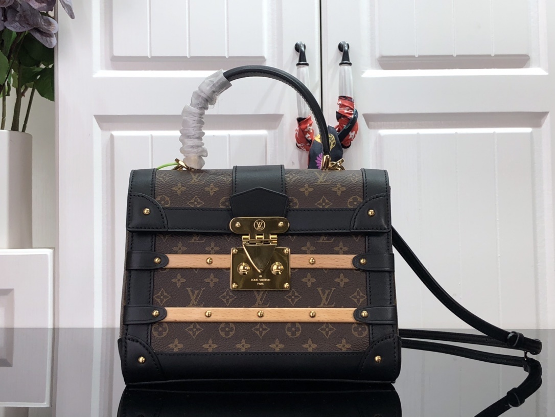 LV TRIANON PM M45908