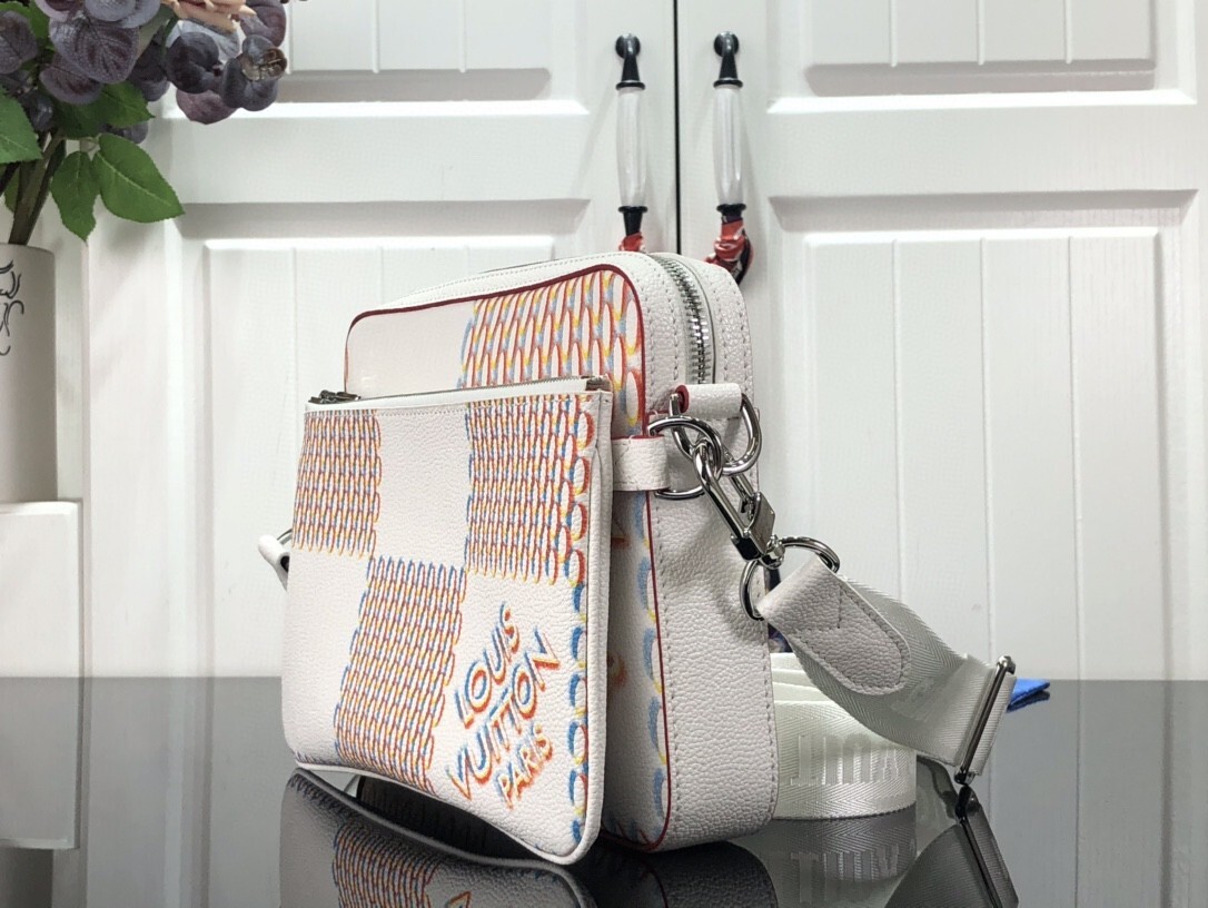 LV TRIO MESSENGER M20665